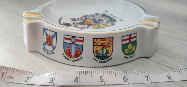 Canada Centennial 1967 Ashtray - photo 3
