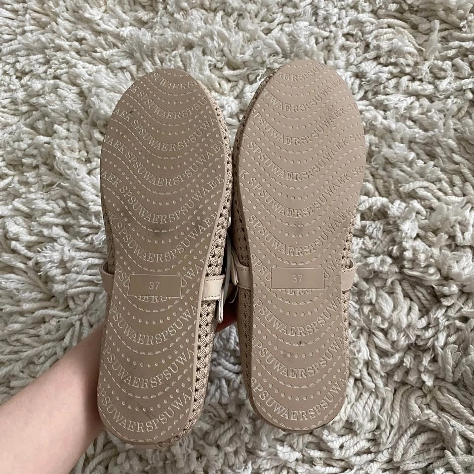 Beige Woven Mesh Mary Jane flats - photo 4