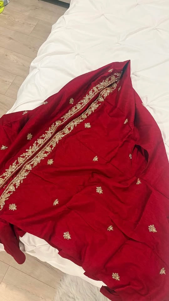 Suit with Dhoti style pants with cape style dupatta - photo 3