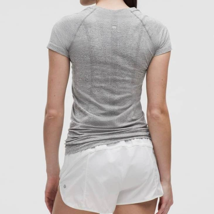 NWT Lululemon Swiftly Tech Short-Sleeve Shirt - Size 6, Slate/Wh - photo 3
