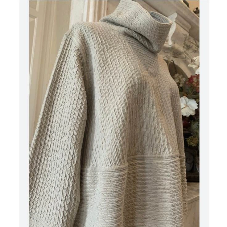 Lululemon Textured Turtleneck Top - photo 2