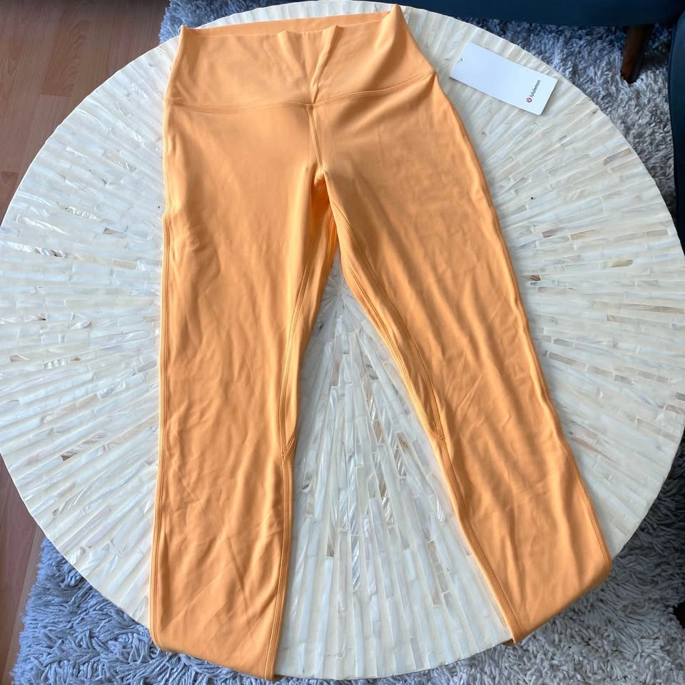 NWT Lululemon Align High Rise Legging 28” - Size 8 - photo 3