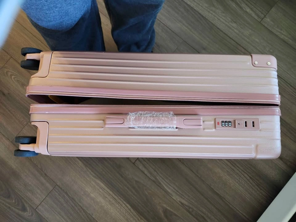 24 in pink luggage with TSA lock - photo 4