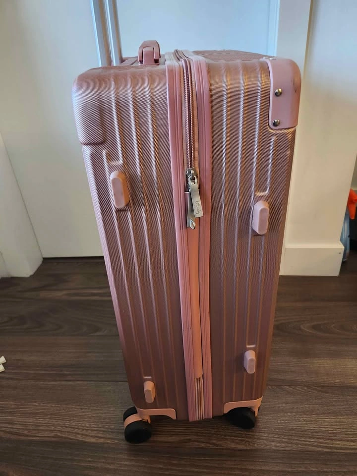 24 in pink luggage with TSA lock - photo 5