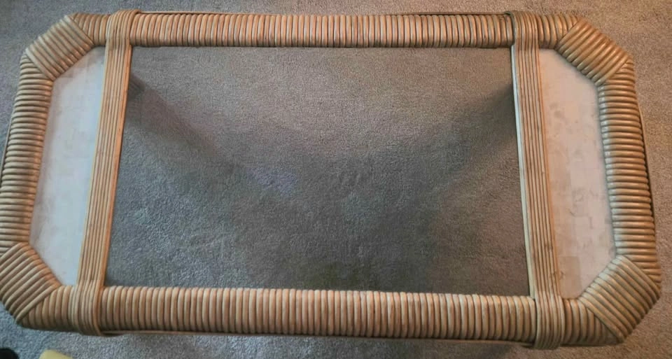 Vintage rattan coffee table - photo 4