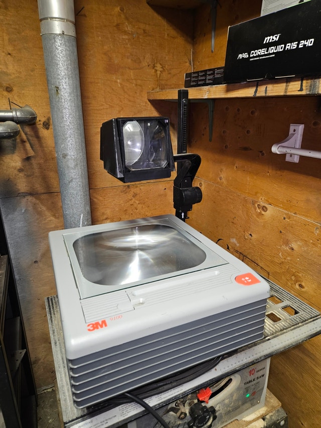 3M 9100 Overhead Projector — Works Great