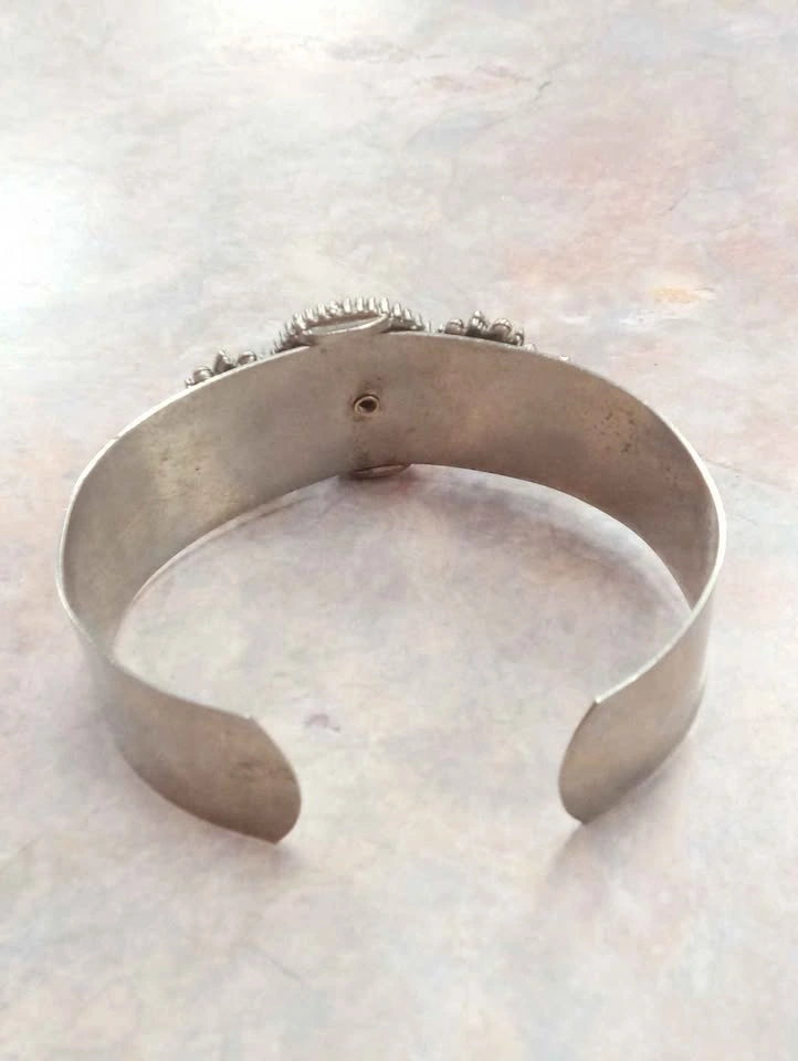 Lot of 3 Vintage Bangle Bracelets Assorted Metals Price Firm - photo 3