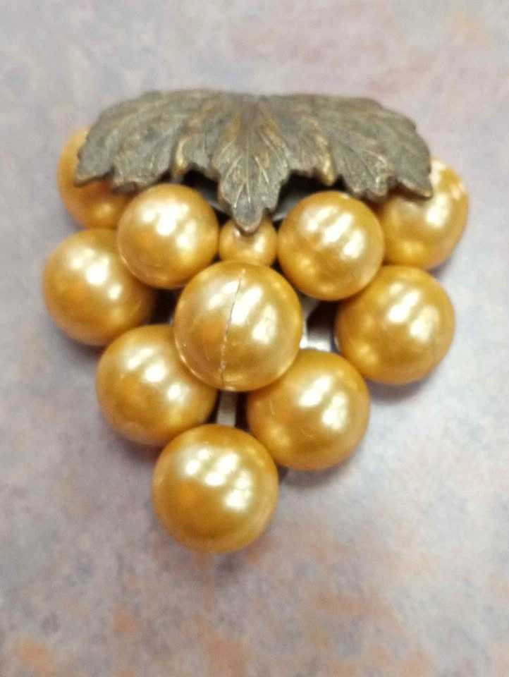Vintage Grape Pearl Brooch Pin