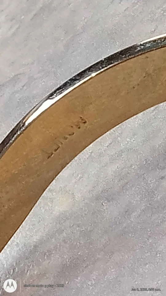 Gold Tone Wavy Bangle Bracelet Vintage Costume Jewelry Signed Mo - photo 5