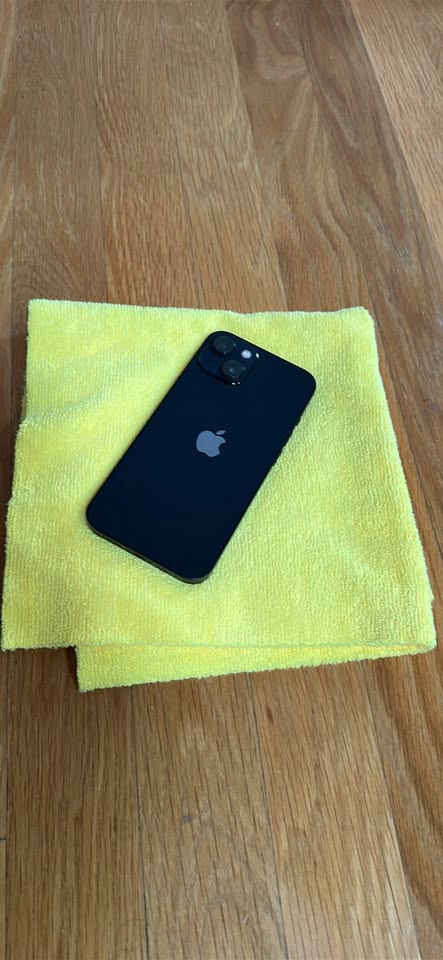 iPhone 13 128gb (UNLOCKED) - 100% 🔋 Health - photo 2