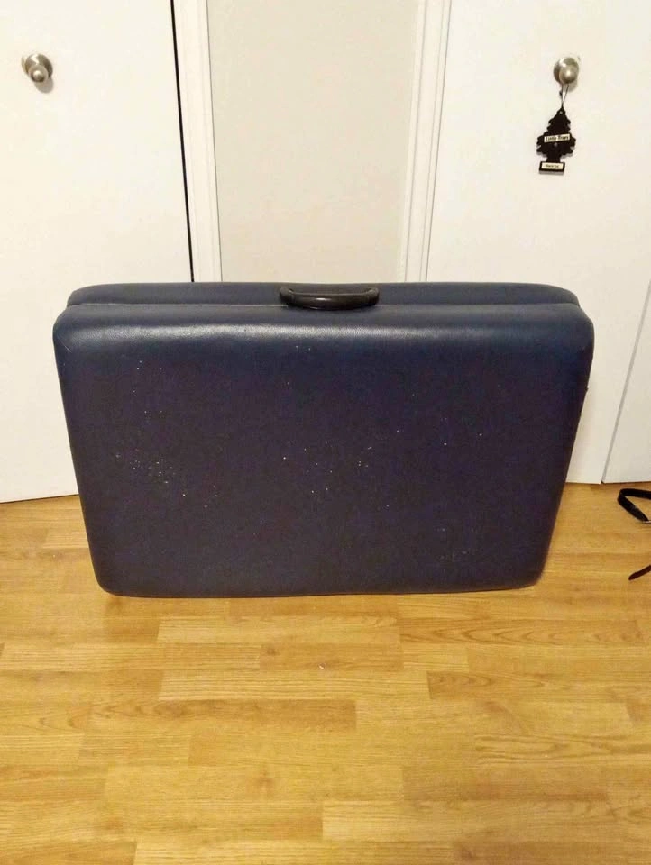 Used Portable Collapsible Massage Table/Bed For Parts or Repair