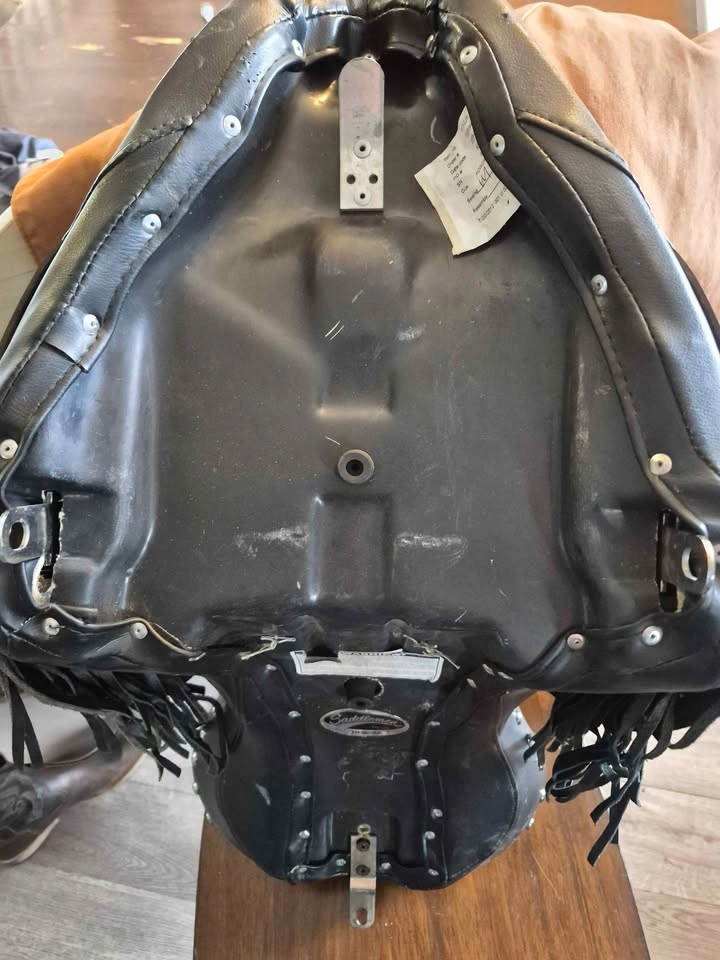SADDLEMAN SEAT for SOFTAIL - photo 5