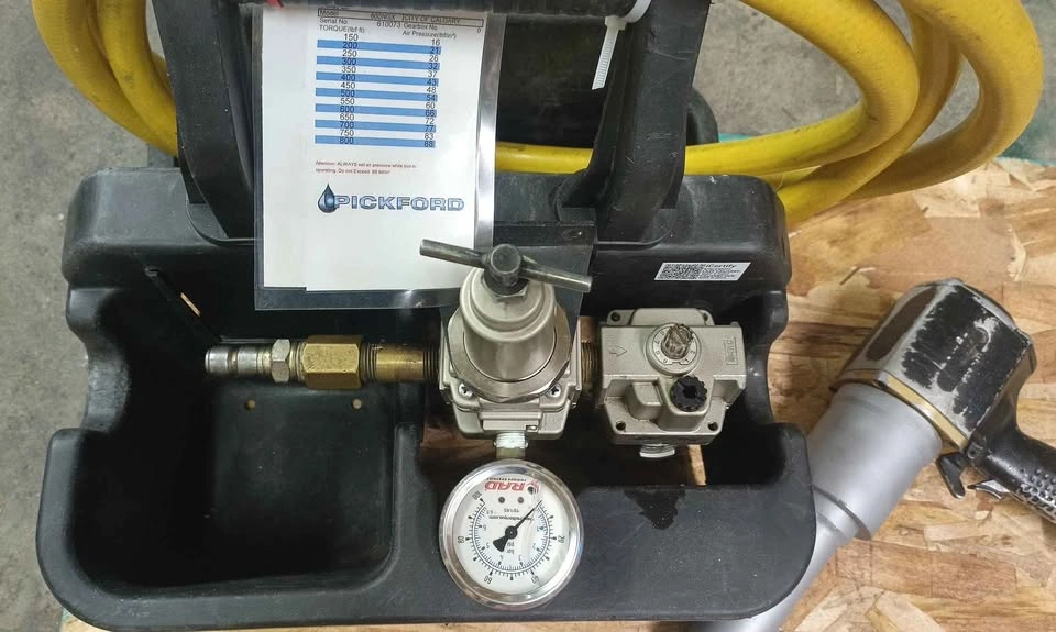 RAD 800NGX Pneumatic Torque Wrench W/Regulator & Tool Holder - photo 2