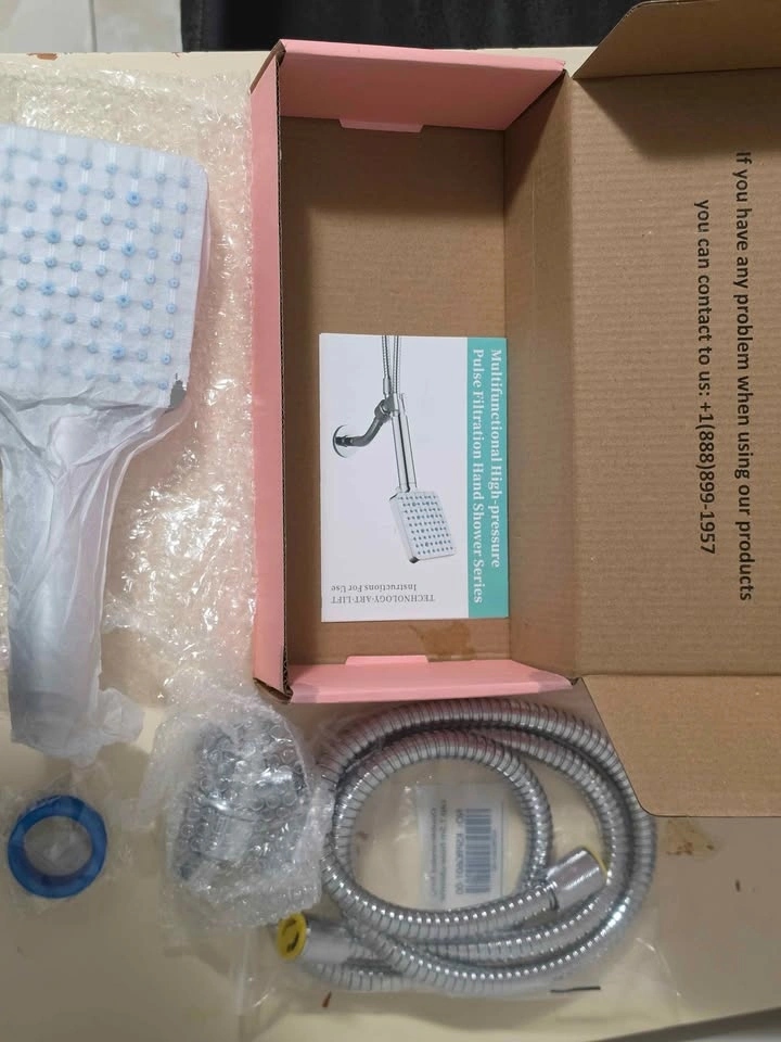 Shower head with filter BNIB