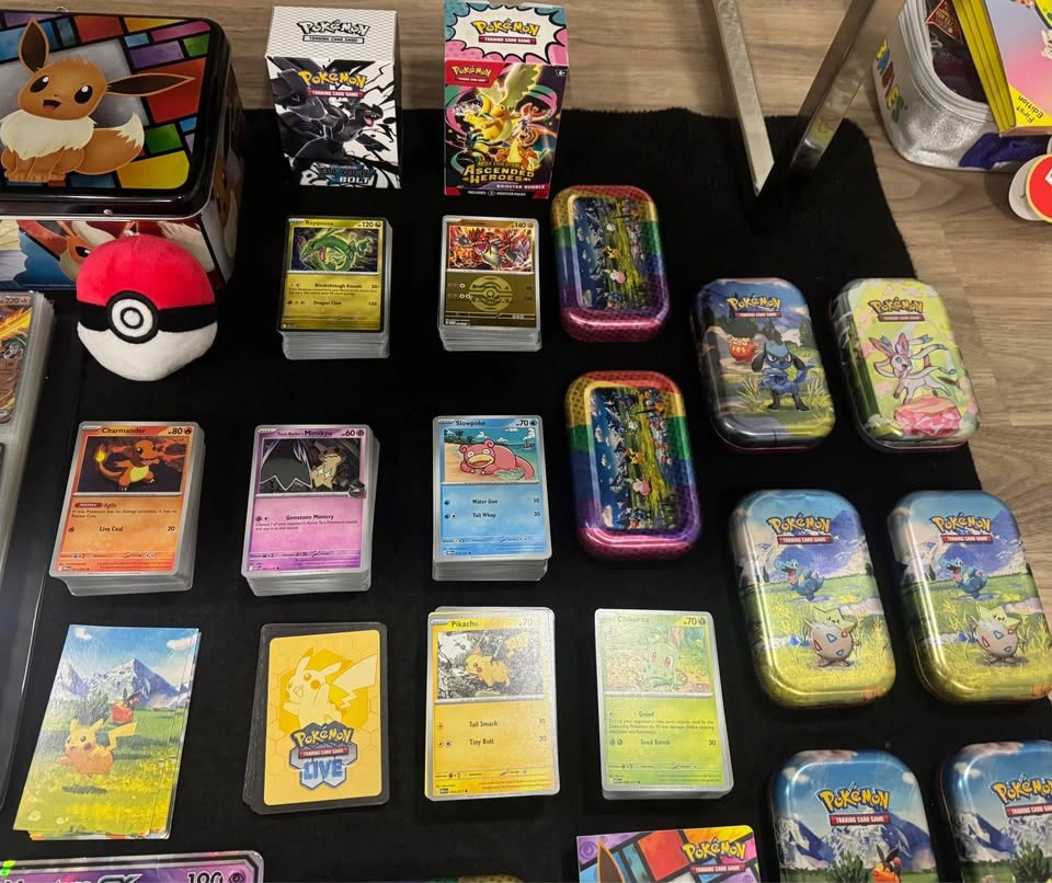 Pokemon Collection Lot - 700+ Cards, Tins, Binders & More - photo 5