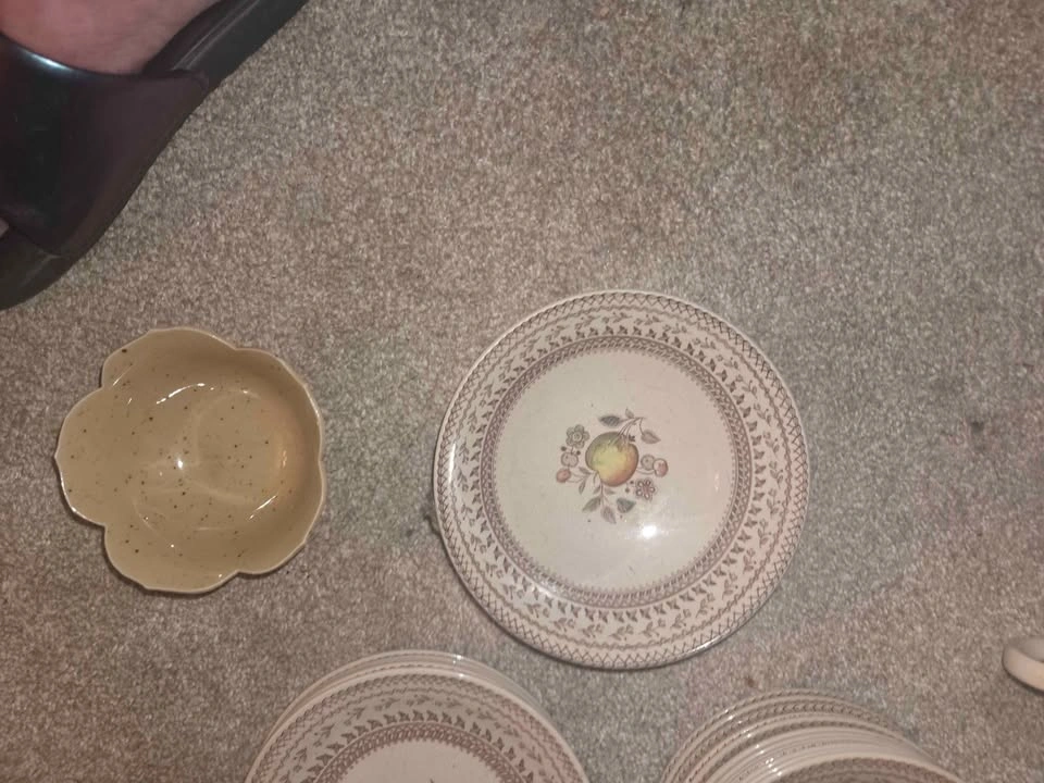 Johnson Brothers "Fruit Sampler" Porcelain Dishes - photo 3