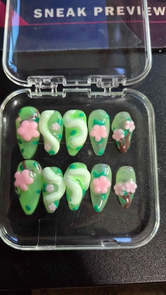 Hand made press on nails - photo 2