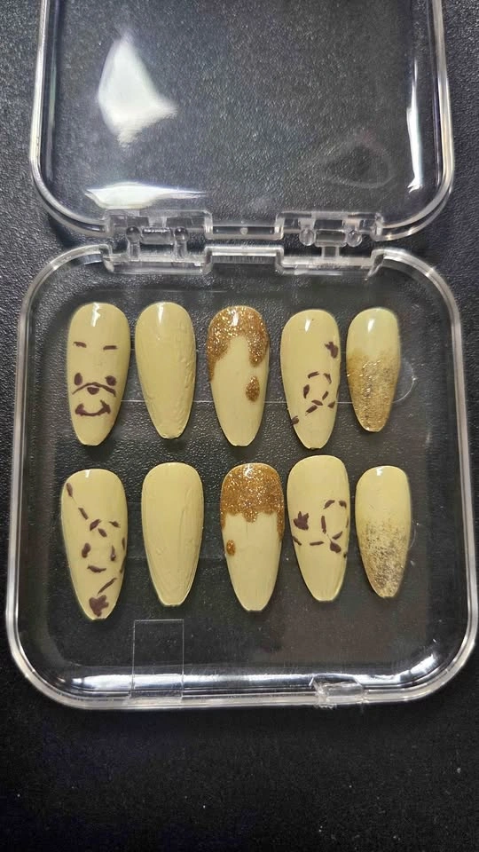 Winnie the pooh press on nails