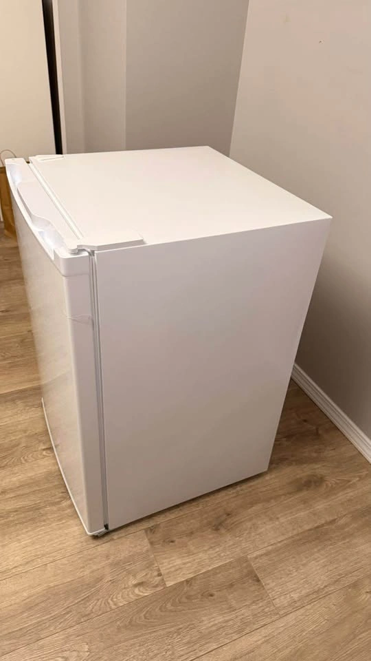 IKEA LAGAN Fridge (4.0 cu.ft) - photo 5