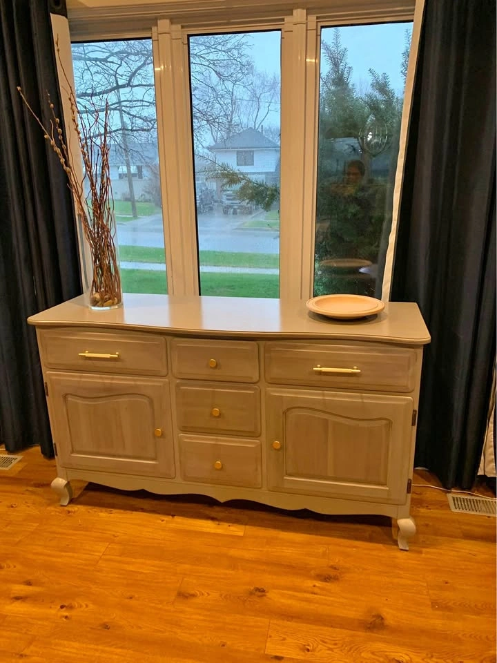 French Provincial Sideboard/Dresser