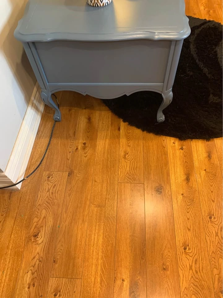 French Provincial Side Tables (2 large) - photo 3