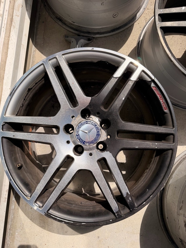 AS IS - 17” Mercedes Benz AMG Rims - photo 3