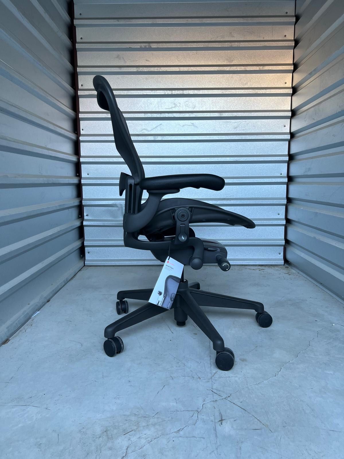 HERMAN MILLER AERON OFFICE CHAIRS – GRAPHITE (SIZE B) – BRAND NE - photo 2