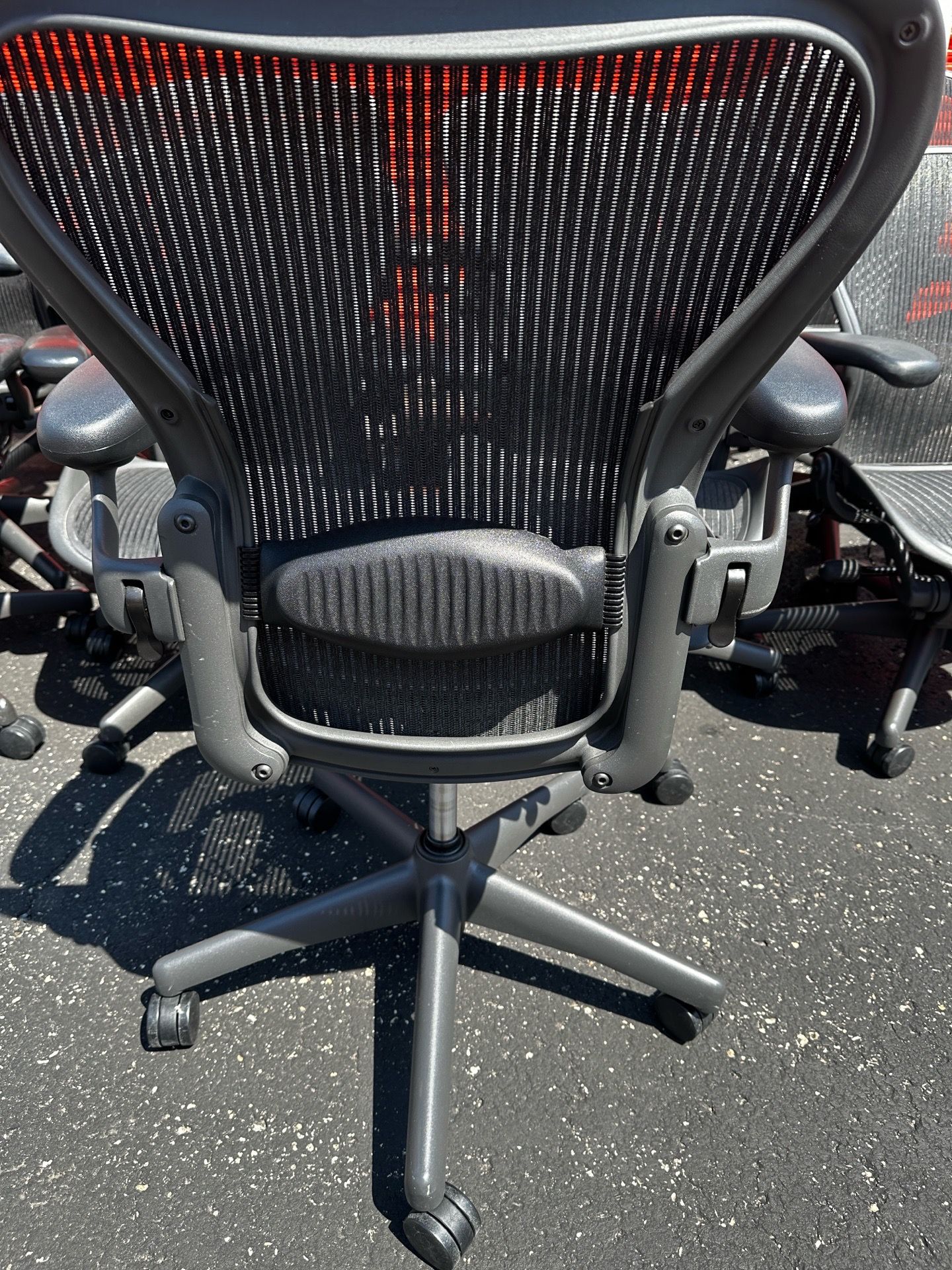 Herman Miller Aeron Office Chairs – Size B (Fully Loaded) - photo 3