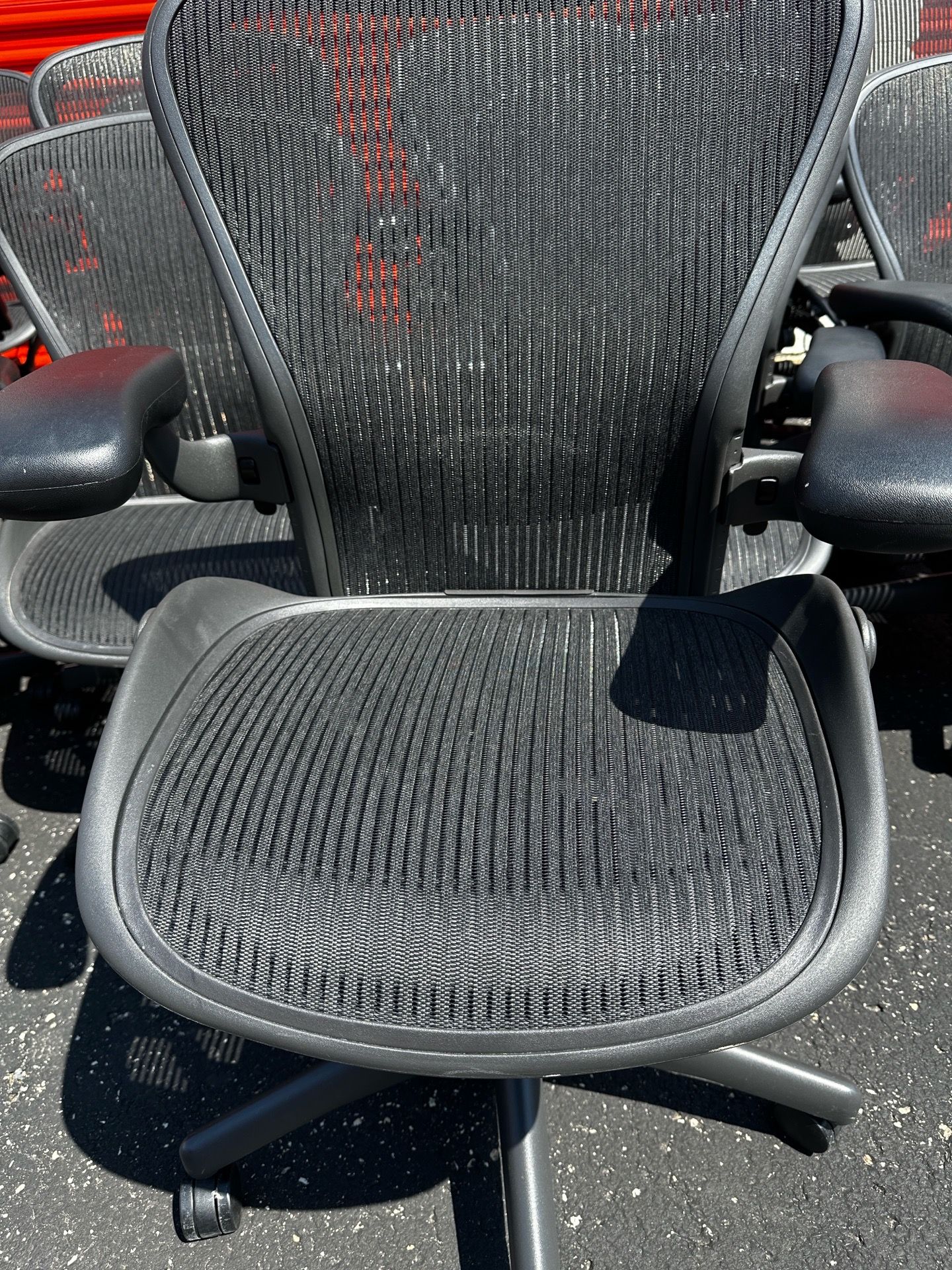 Herman Miller Aeron Office Chairs – Size B (Fully Loaded) - photo 5