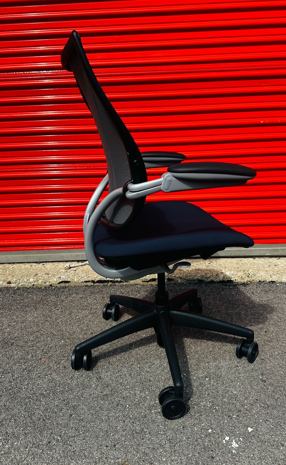 Humanscale Liberty Task Office Chair Ergonomic Mesh - photo 3