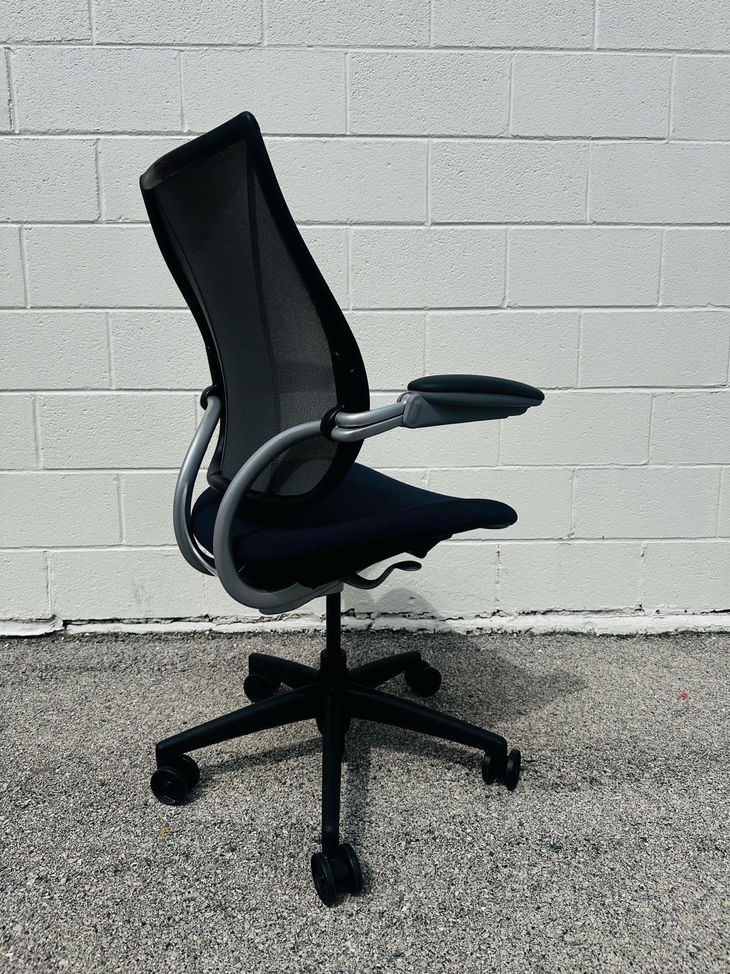 Humanscale Liberty Task Office Chair Ergonomic Mesh - photo 5