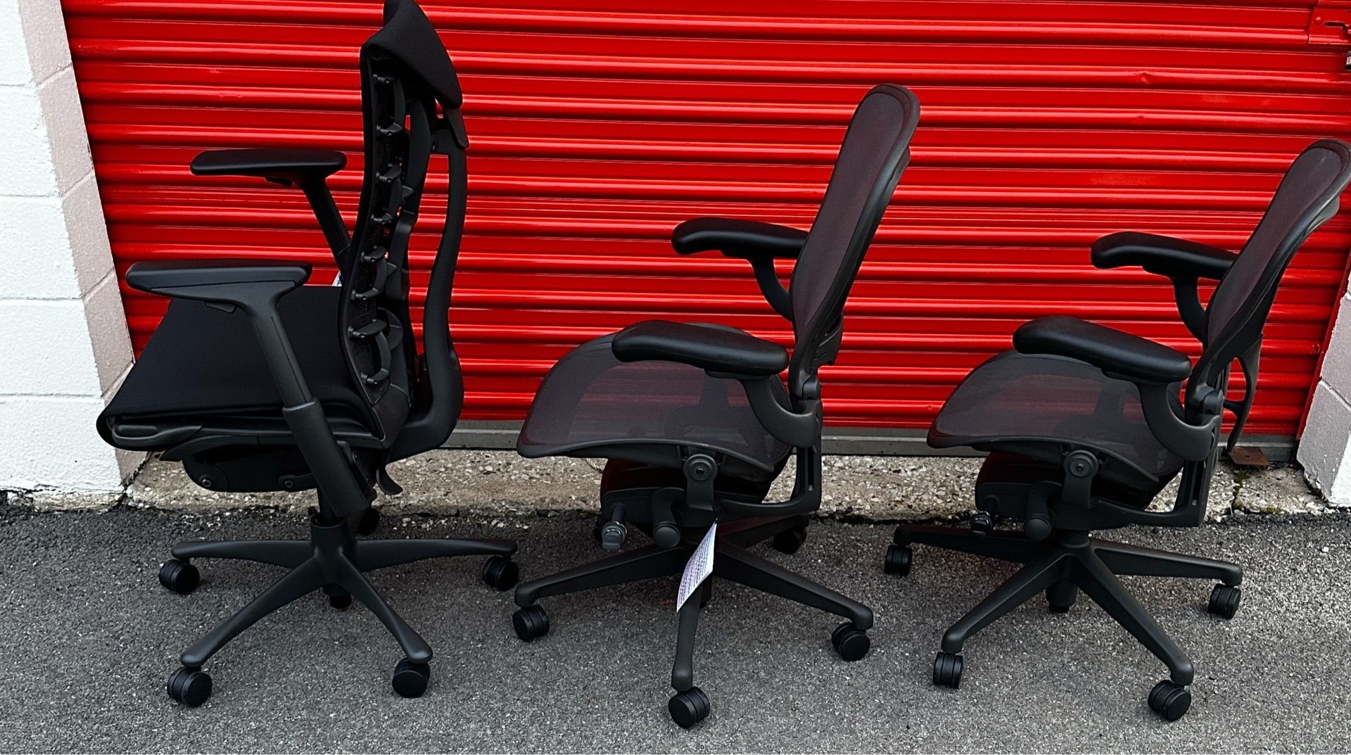 Herman Miller Aeron Remastered & Embody Chairs - New - photo 2