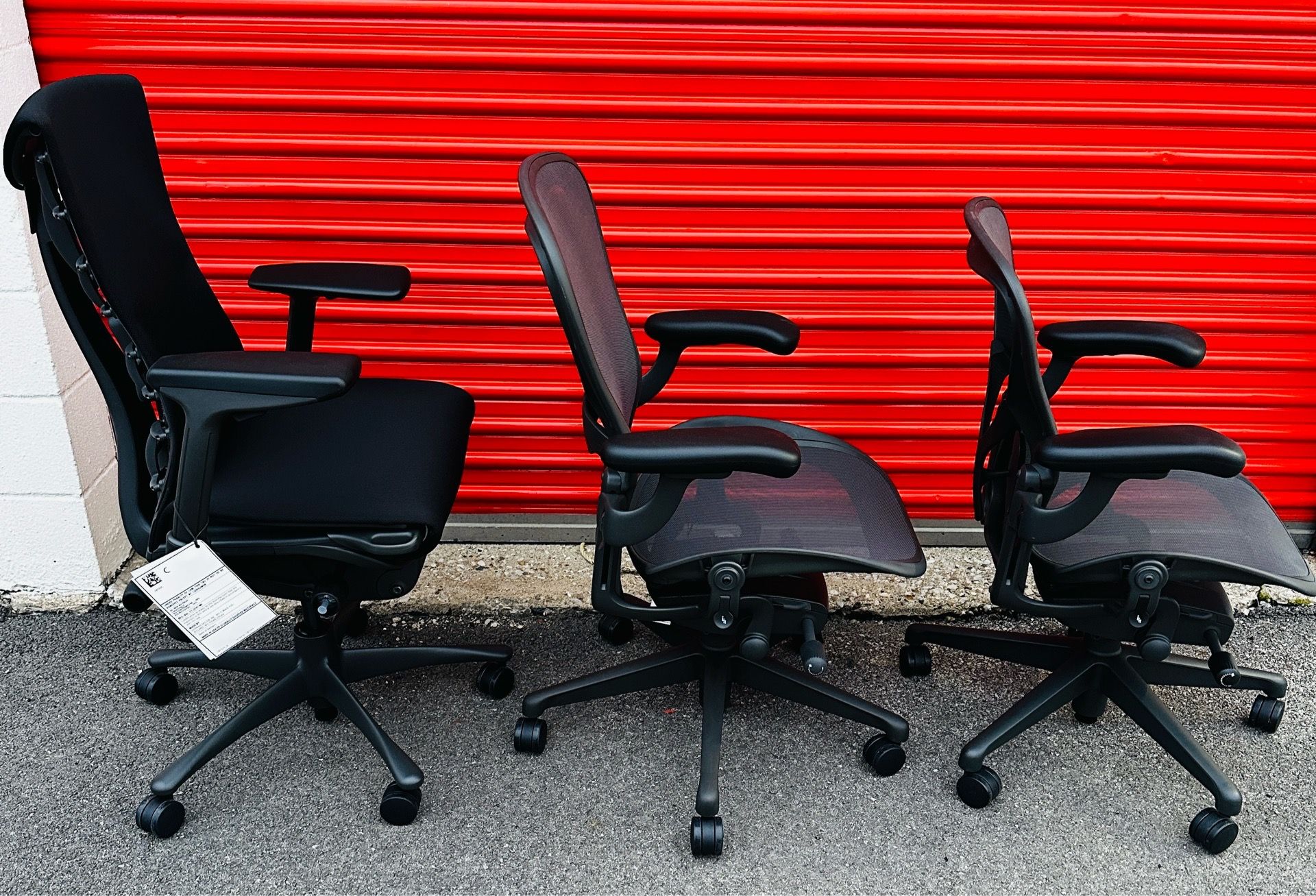 Herman Miller Aeron Remastered & Embody Chairs - New - photo 3