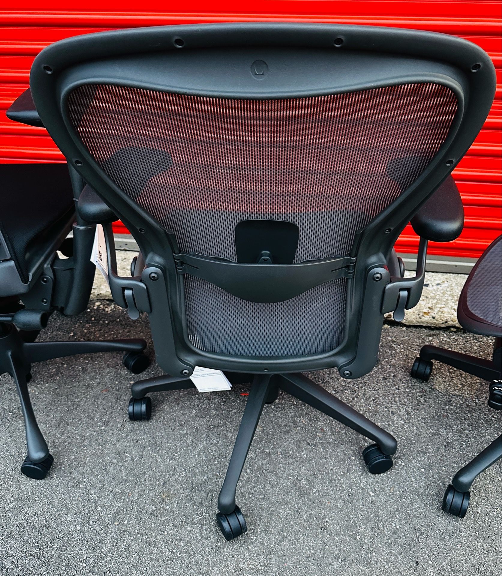 Herman Miller Aeron Remastered & Embody Chairs - New - photo 4