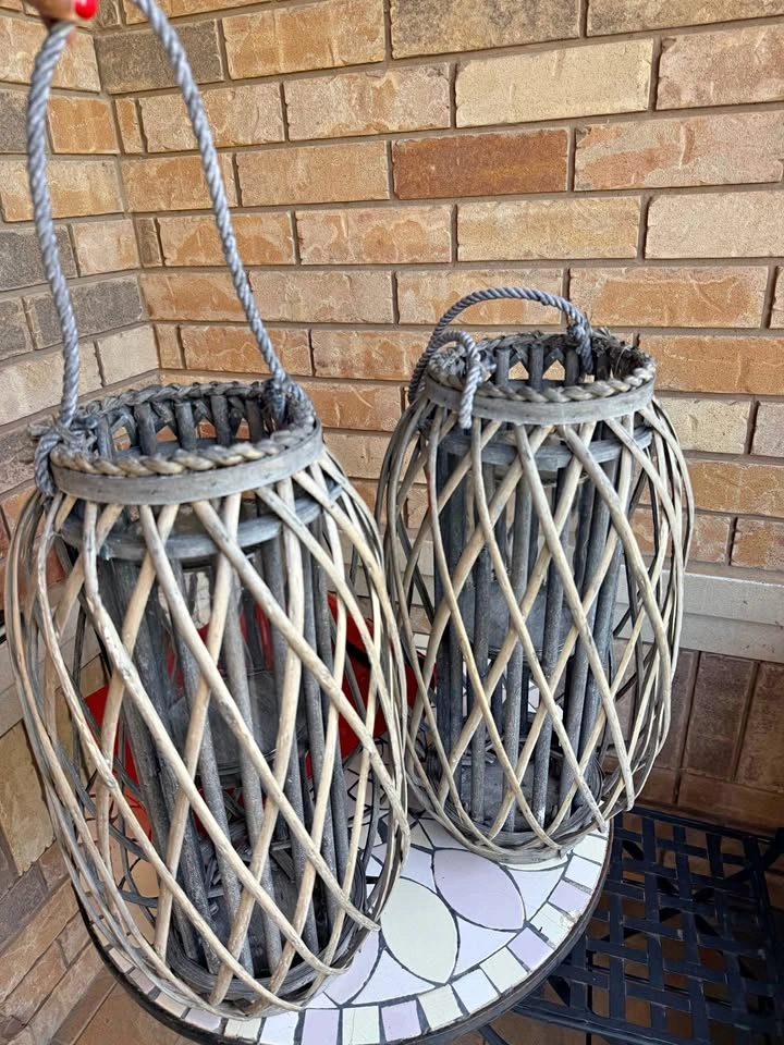 Hanging decor with candle holder