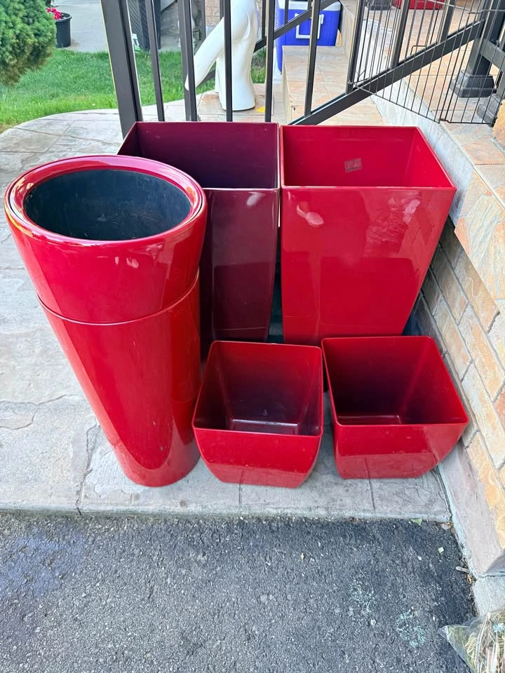 Various size flower pots