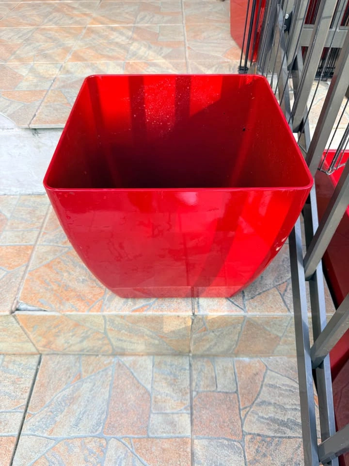 Various size flower pots - photo 4