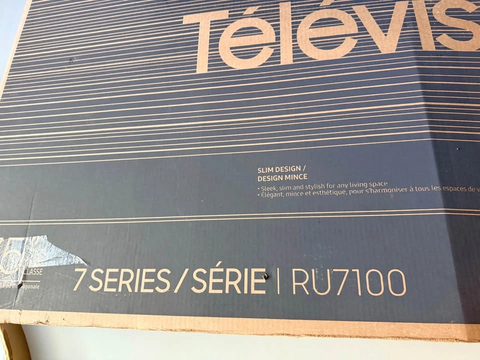 Samsung 75” UHD Smart TV (RU7100 Series) - photo 2