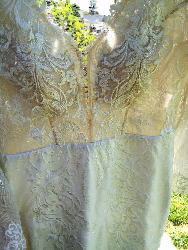 Gorgeous wedding dress - photo 2