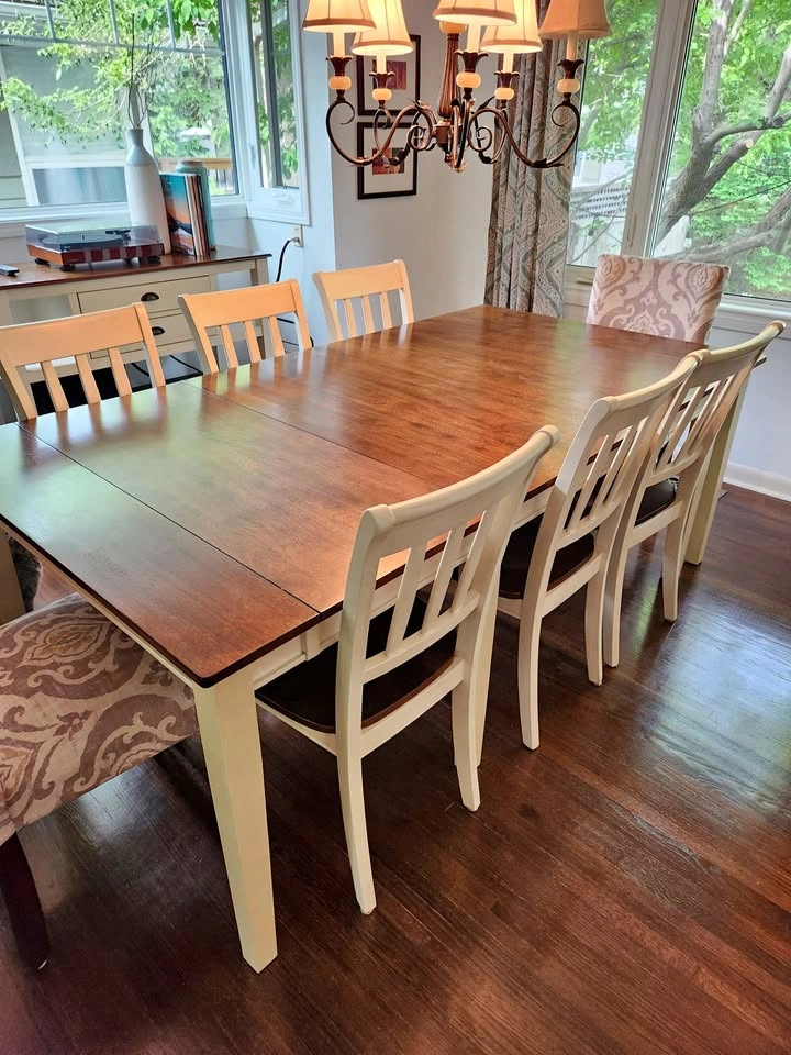 Ashley Dining Set – Table, 12 Chairs & Hutch – Seats 10