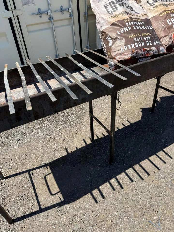 heavy-duty, rustic barbecue grill - photo 2