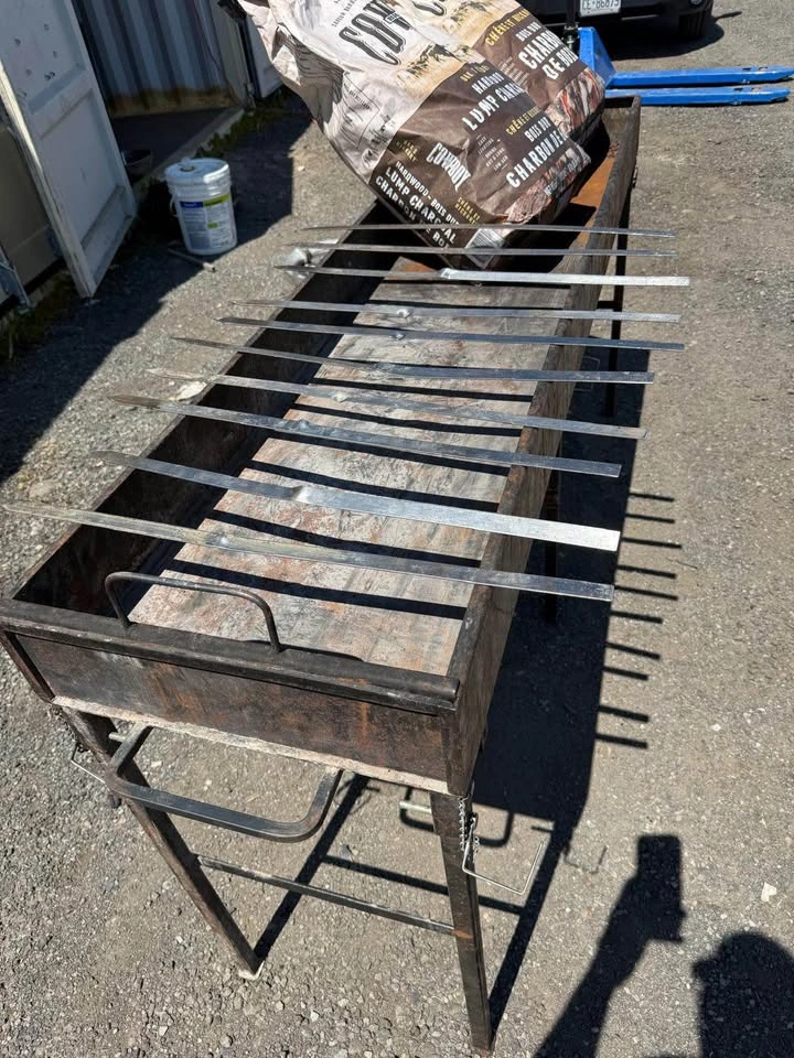 heavy-duty, rustic barbecue grill - photo 4