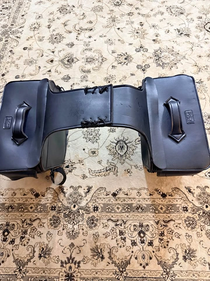 Motorcycle Saddlebag – K2 Leather Side Bag – Clean Condition
