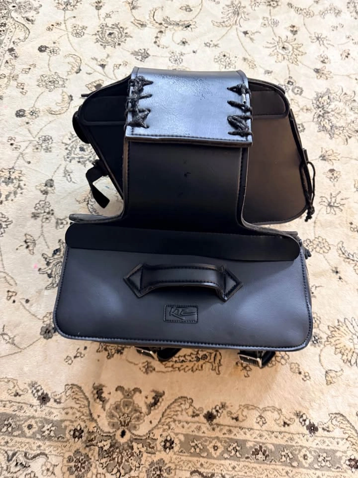 Motorcycle Saddlebag – K2 Leather Side Bag – Clean Condition - photo 3