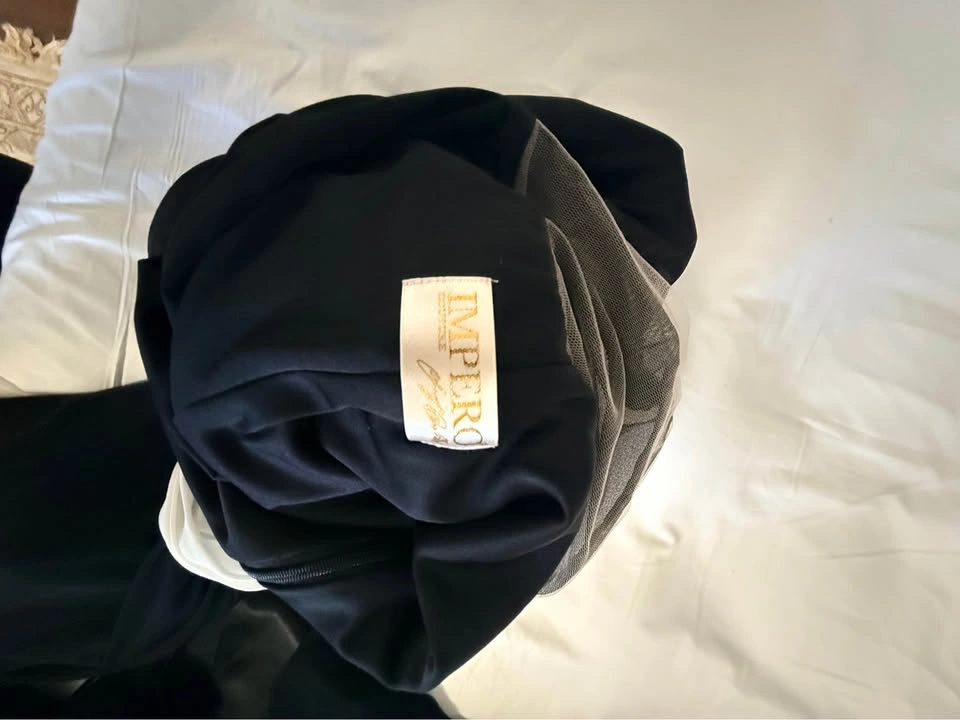 Size 12 Elegant Black & White Formal Dress – Evening Gown - photo 4