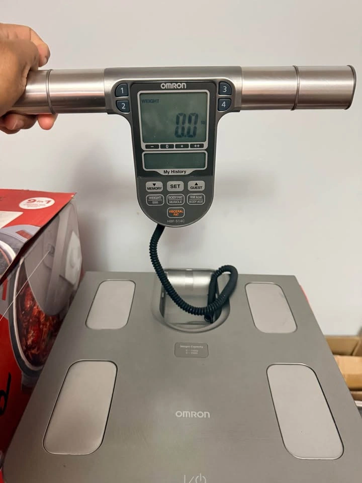 Omron Body Composition Scale (HBF-514C) - photo 2