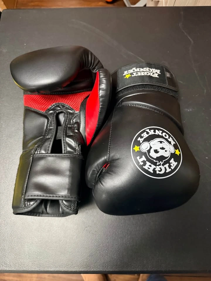 Fight Monkey boxing gloves - photo 2