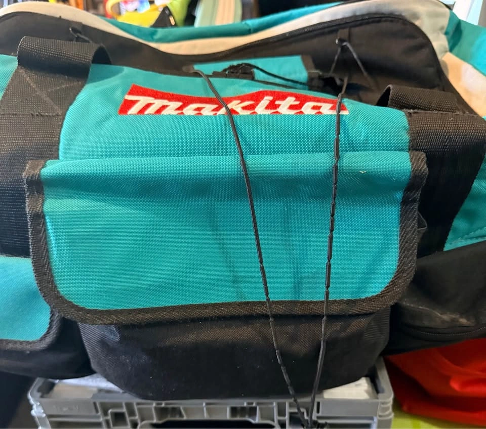 Makita LXT Contractor Tool Bag - photo 3
