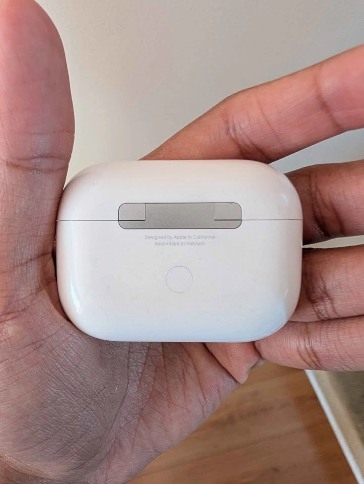 APPLE AIRPODS PRO 1st Gen | FOR SALE - photo 3