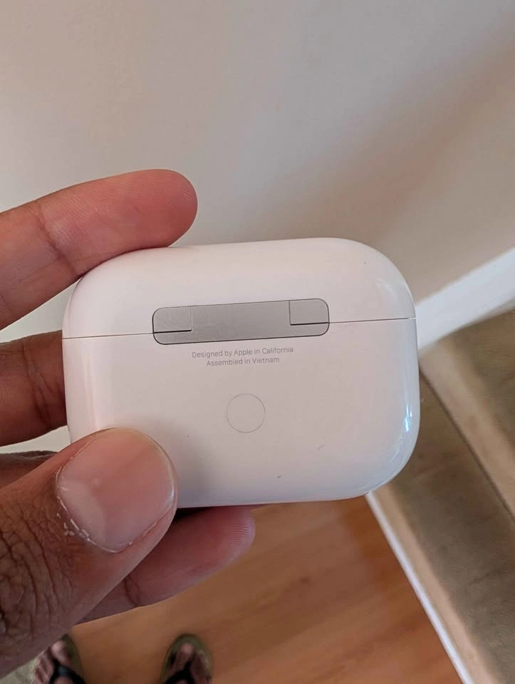 Apple AirPods Pro 1st gen - photo 3